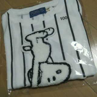 スヌーピー(SNOOPY)のスヌーピー 半袖Tシャツ 新品タグ付き  100㎝(Tシャツ/カットソー)