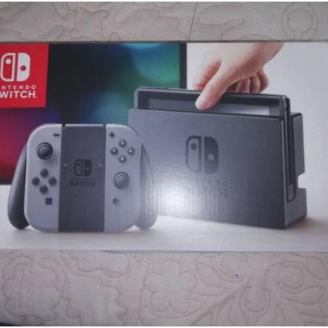 送料込　任天堂スイッチ（switch）グレー 本体 　新品未開封　保証書貼付