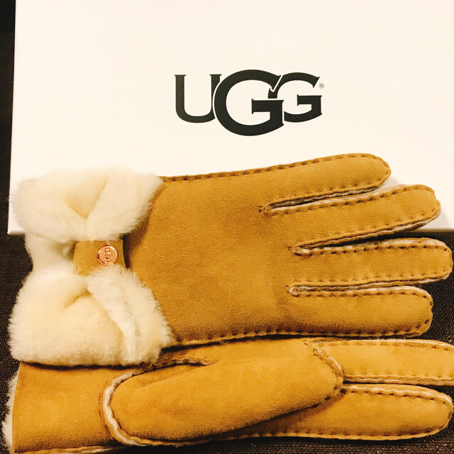 UGG(アグ)のLEON様専用 レディースのファッション小物(手袋)の商品写真