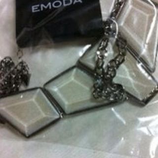 エモダ(EMODA)のemoda★新品 ネックレス(ネックレス)