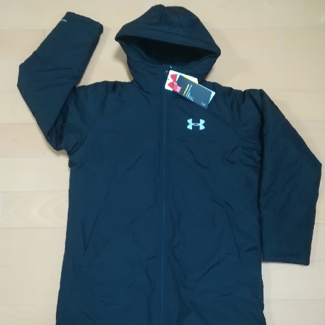 UNDER ARMOUR(アンダーアーマー)のアンダーアーマー　ロングコート　ダウン　YXL 　ジュニア　キッズ　160 新品 キッズ/ベビー/マタニティのキッズ服男の子用(90cm~)(ジャケット/上着)の商品写真