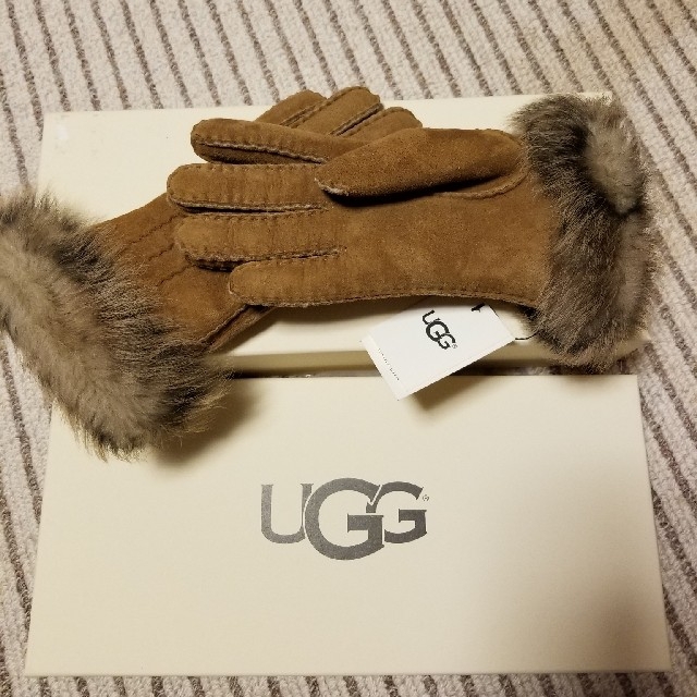 UGG(アグ)の【新品】UGG 羊皮手袋 レディースのファッション小物(手袋)の商品写真