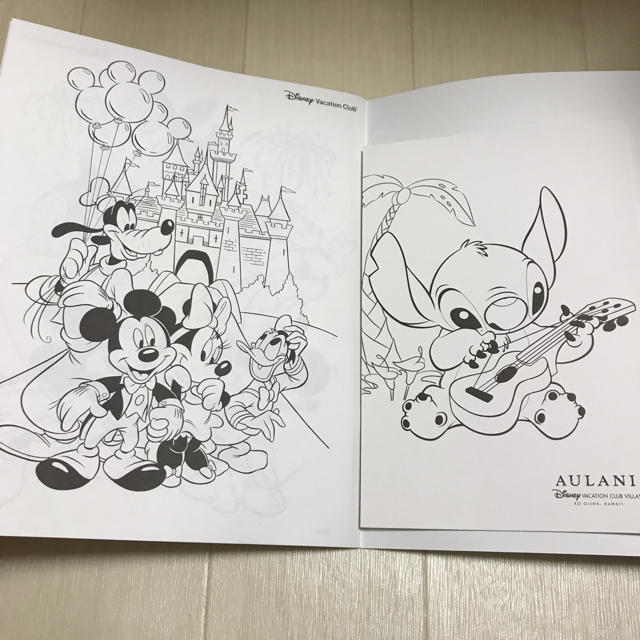 Disney(ディズニー)のアウラニ バケーションクラブ 塗り絵 エンタメ/ホビーのエンタメ その他(その他)の商品写真