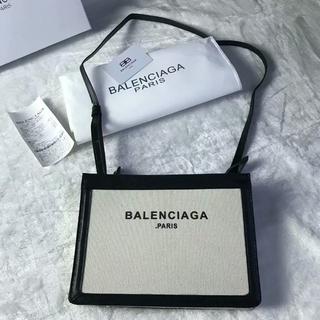 Balenciaga - BALENCIAGA コイン&カードケース 水玉 男女兼用 新品未