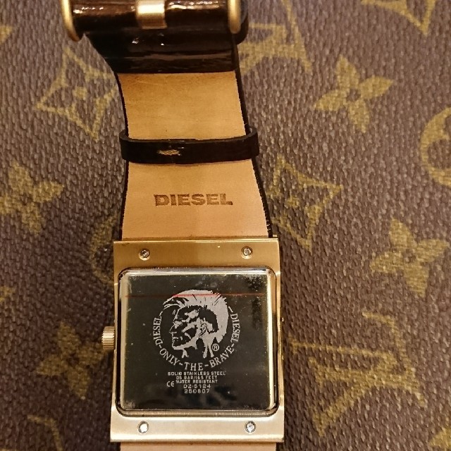 DIESEL(ディーゼル)のDIESELクオーツ時計 メンズの時計(腕時計(アナログ))の商品写真
