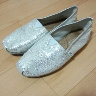 TOMS　シルバーラメ(スニーカー)