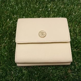 シャネル(CHANEL)のシャネル/ココボタン/財布/白(財布)