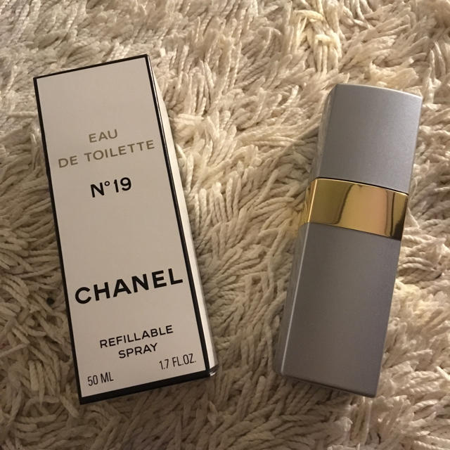 CHANEL N°19 refillable spray 50ml