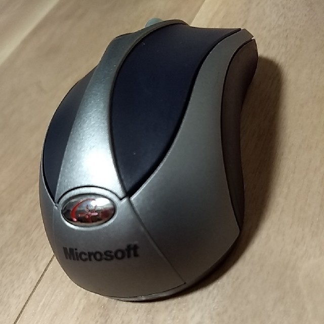 Microsoft(マイクロソフト)のWireless Notebook Optical Mouse 4000 スマホ/家電/カメラのPC/タブレット(PC周辺機器)の商品写真