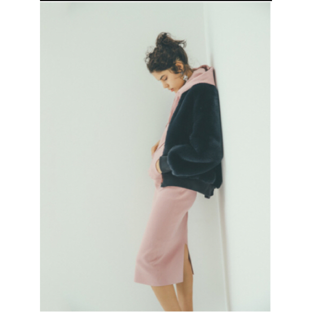Mila Owen(ミラオーウェン)のMila Owen ニットタイトスカート ピンク レディースのスカート(ひざ丈スカート)の商品写真