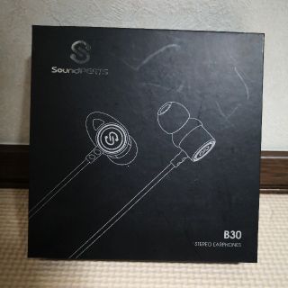 SoundPEATS B30 イヤホン　リモコン付き　新品(ヘッドフォン/イヤフォン)