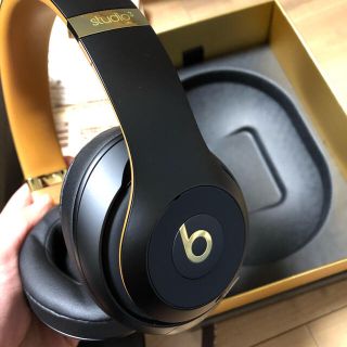 Beats Studio3 Wirelessヘッドフォン　ミッドナイトブラック