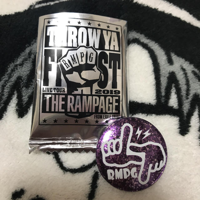The Rampage The Rampage ロゴ缶バッジの通販 By えぃこ S Shop ザランページならラクマ