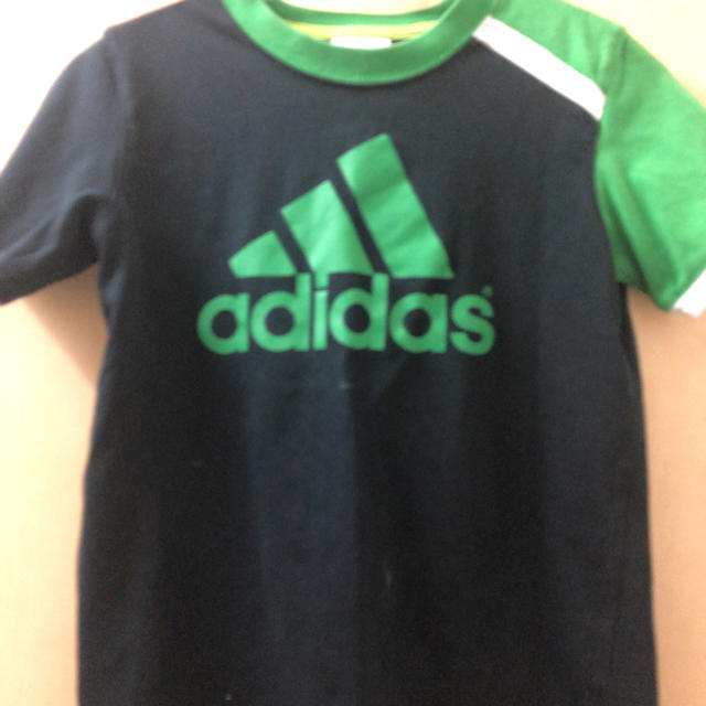 adidas(アディダス)のアディダス Tシャツ キッズ/ベビー/マタニティのキッズ服男の子用(90cm~)(Tシャツ/カットソー)の商品写真