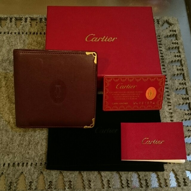 Cartier(カルティエ)のCartier  二つ折りお財布  付属品あり レディースのファッション小物(財布)の商品写真