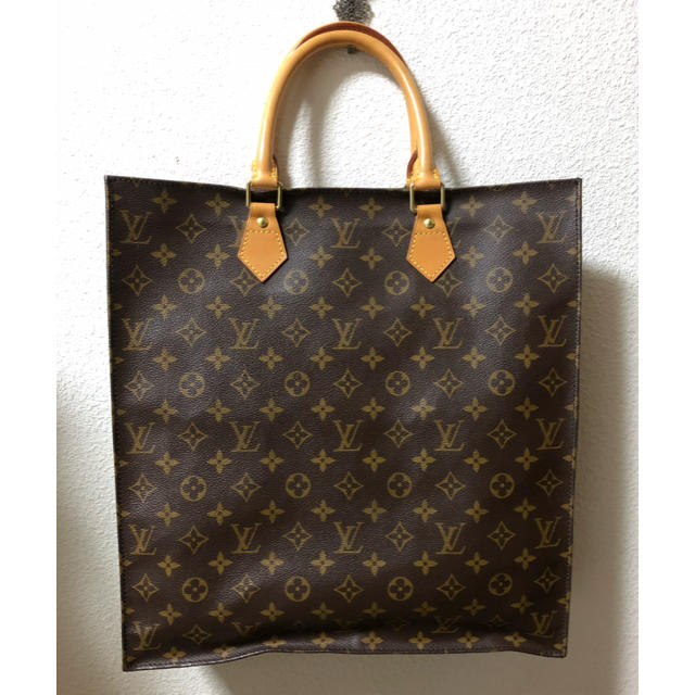 LOUIS VUITTON(ルイヴィトン)のルイヴィトン モノグラム サックプラ レディースのバッグ(トートバッグ)の商品写真