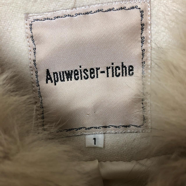 Apuweiser-riche(アプワイザーリッシェ)のApuweiser-riche アプワイザーリッシェ ファー 切替ダッフルコート レディースのジャケット/アウター(ダッフルコート)の商品写真