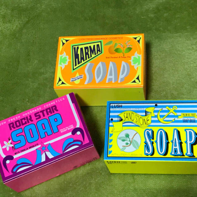 LUSH(ラッシュ)のLUSH   soap stack  セット コスメ/美容のボディケア(ボディソープ/石鹸)の商品写真