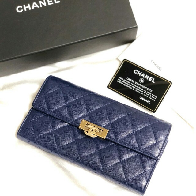 ○日本正規品○ CHANEL ココロック キャビアスキン 長財布 ☆ CHANEL