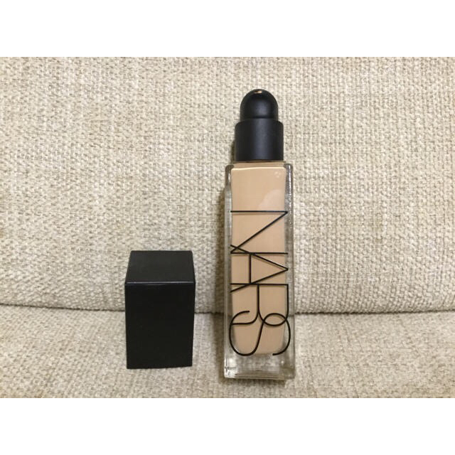 NARS(ナーズ)のNARS  ナチュラルラディアント ロングウェアファンデーション コスメ/美容のベースメイク/化粧品(ファンデーション)の商品写真