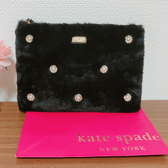 kate spade new york - 新品☆kate spade ファー パール クラッチ