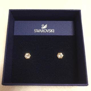 スワロフスキー(SWAROVSKI)の【新品未使用】スワロフスキー ピアス 非売品(ピアス)