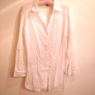 エイチアンドエム(H&M)の白シャツ♡(シャツ/ブラウス(長袖/七分))