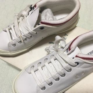 フレッドペリー(FRED PERRY)のFRED PERRY スニーカー（レディース ）24cm(スニーカー)