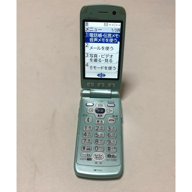 docomo ドコモ F-09B  初期化済 稼動品