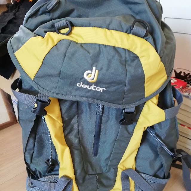 Deuter(ドイター)の専用！バックパック リュック　ドイター スポーツ/アウトドアのアウトドア(登山用品)の商品写真