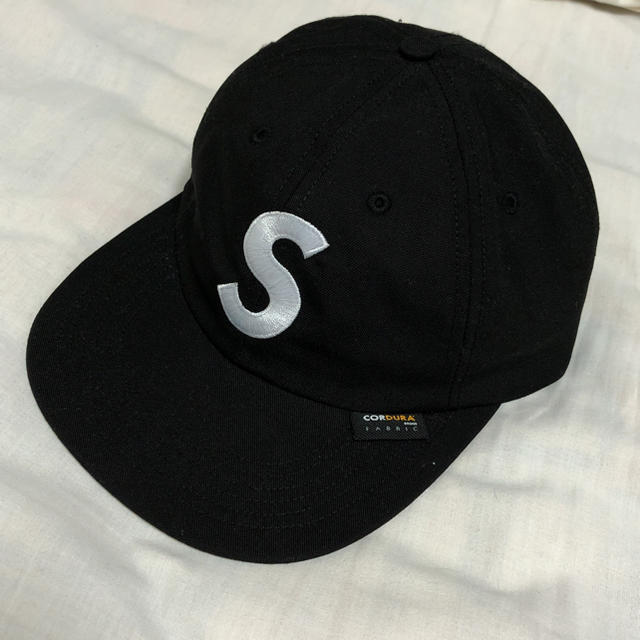 Supreme cap