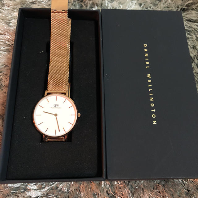 DANIEL WELLINGTON ダニエルウェリントン 時計