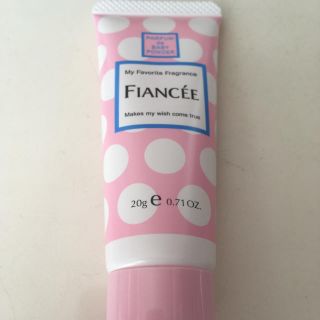 フィアンセ(FIANCEE)のフィアンセ ハンドクリーム(ハンドクリーム)