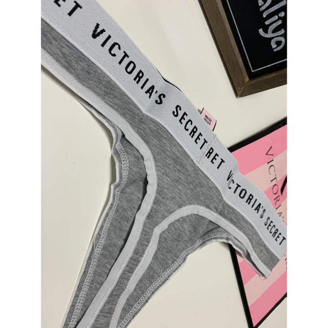 Victoria's Secret(ヴィクトリアズシークレット)のヴィクトリアシークレット S グレー Tバック #3 レディースの下着/アンダーウェア(ショーツ)の商品写真