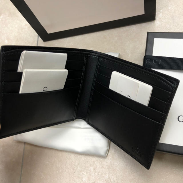 GUCCI - GUCCI 財布 タイガー 虎 二つ折 新品未使用 正規店購入 GUCCI - GUCCI 財布 タイガー 虎 二つ折 新品未使用 正規店購入