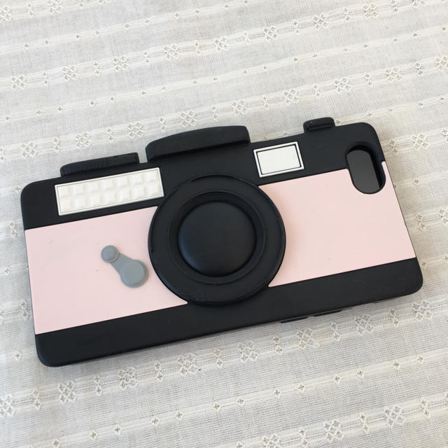 kate spade new york(ケイトスペードニューヨーク)のケイトスペード シリコン iPhone6・6s カメラ型ケース スマホ/家電/カメラのスマホアクセサリー(iPhoneケース)の商品写真