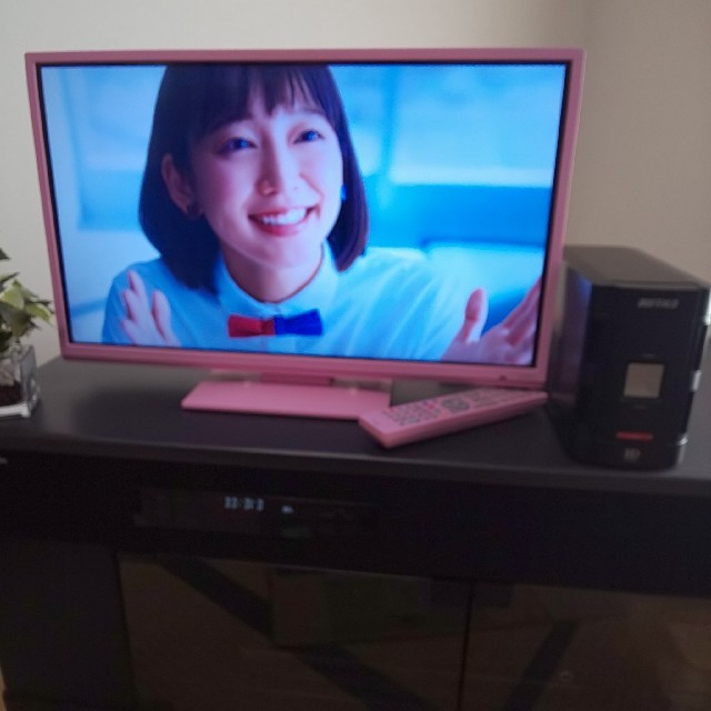 ☆★ ピンクの可愛いＴ☆★ ＯＲＩＯＮ ２３型液晶テレビ ／ 外付けＨＤＤ付き