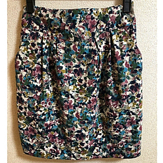 フリーズマート(FREE'S MART)の花柄ペプラムスカート(ひざ丈スカート)