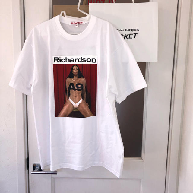 COMME des GARCONS(コムデギャルソン)のRichardson Tシャツ メンズのトップス(Tシャツ/カットソー(半袖/袖なし))の商品写真