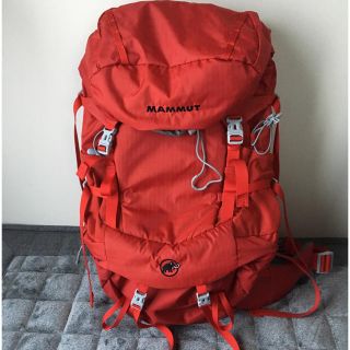 マムート(Mammut)のマムート バックパック Lithium Crest S 30+7L lava(登山用品)