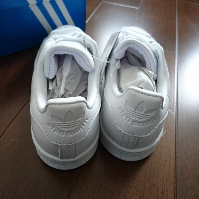 adidas(アディダス)の限定 新品 アディダス スタンスミス S75107 24cm ホワイト レディースの靴/シューズ(スニーカー)の商品写真