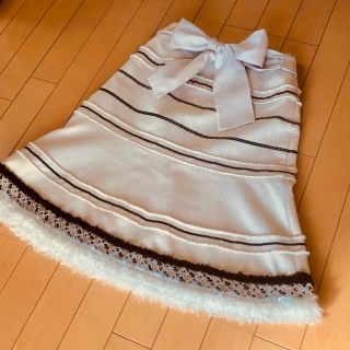 トゥービーシック(TO BE CHIC)のひつじ様専用⭐️TO BE CHIC スカート40 (Mサイズ)(ひざ丈スカート)