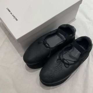 コム デ ギャルソン(COMME des GARCONS) バレエシューズ(レディース)の