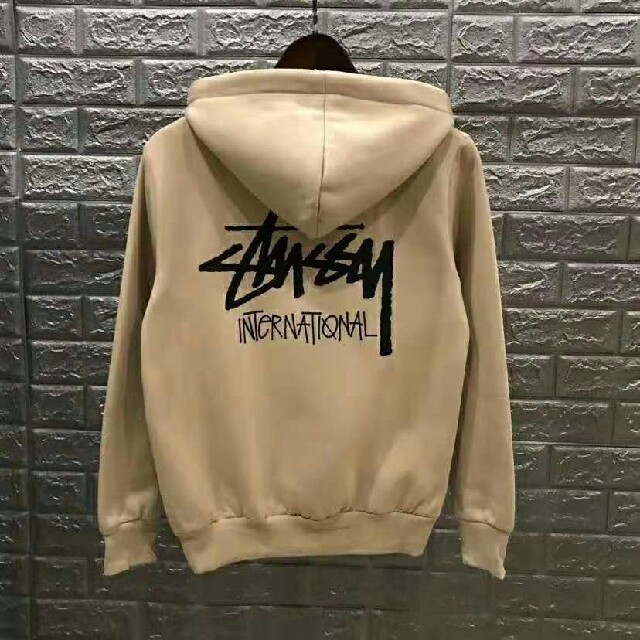 "新品"stussy パーカー