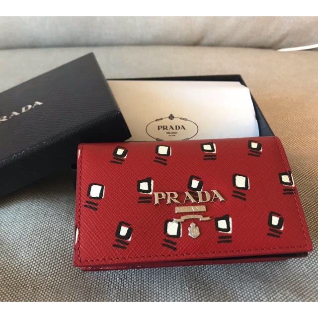 PRADA カードケース 名刺入れ 値下げ中 - 名刺入れ/定期入れ