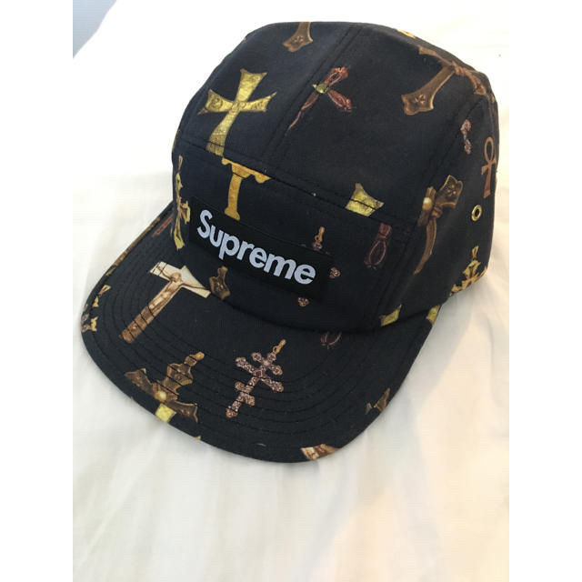 Supreme(シュプリーム)のsupreme crosses camp cap black ブラック メンズの帽子(キャップ)の商品写真