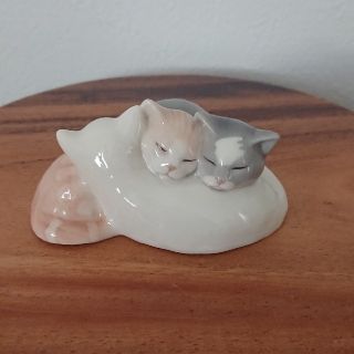 ROYAL COPENHAGEN - 【ロイヤルコペンハーゲン】猫の置物の通販 by 断