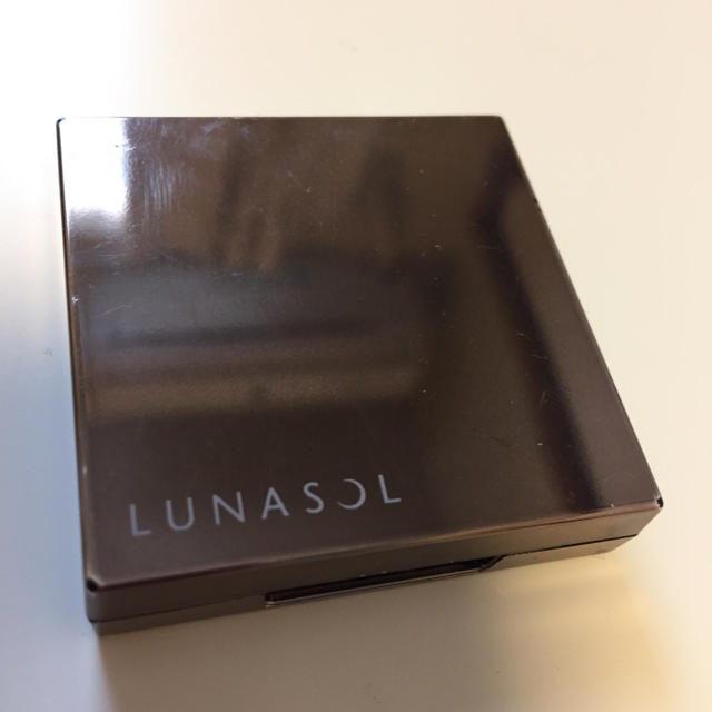 LUNASOL(ルナソル)のルナソル アイリッド ベース 01 コスメ/美容のベースメイク/化粧品(化粧下地)の商品写真