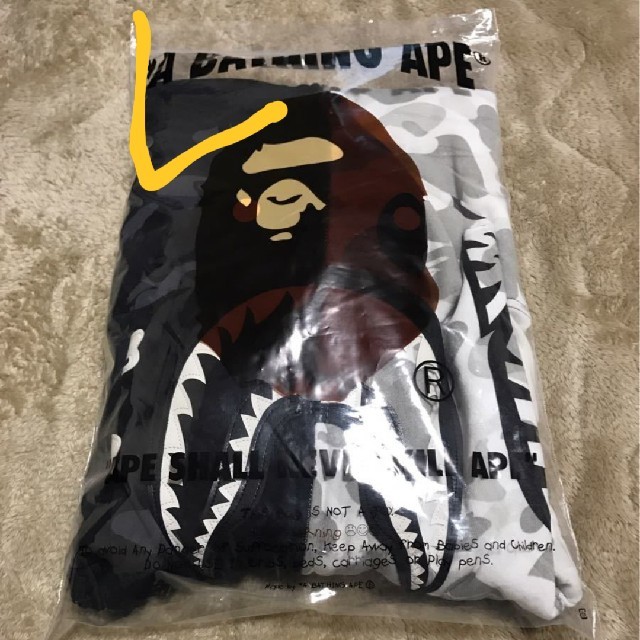 A BATHING APE(アベイシングエイプ)のBAPE NBHD CAMO SHARK FULL ZIP HOODIE　L メンズのトップス(パーカー)の商品写真