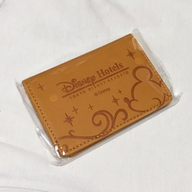 Disney(ディズニー)のディズニーホテル限定パスケース レディースのファッション小物(パスケース/IDカードホルダー)の商品写真